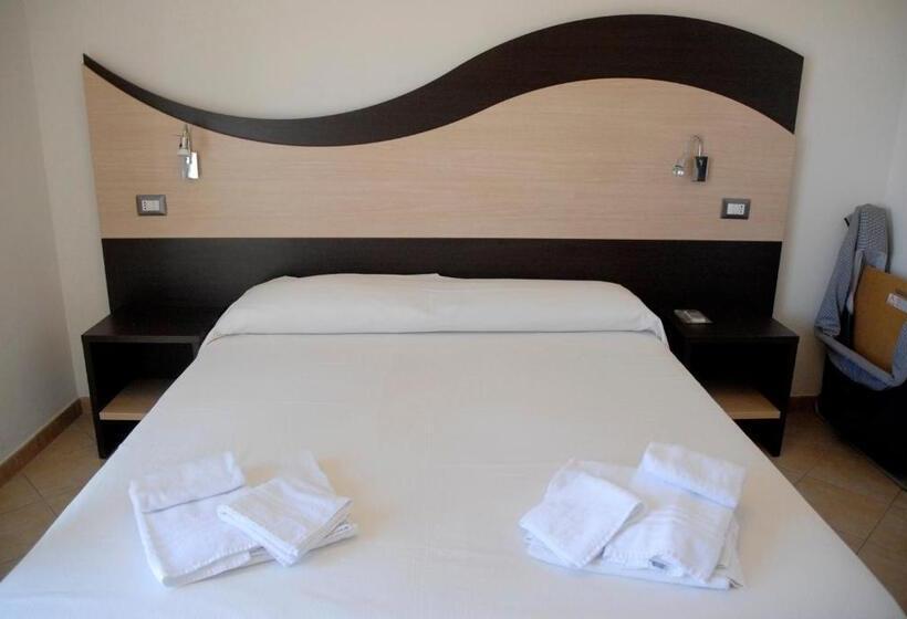 آپارتمان 1 خوابه با چشم‌انداز استخر, Tropicana Residence