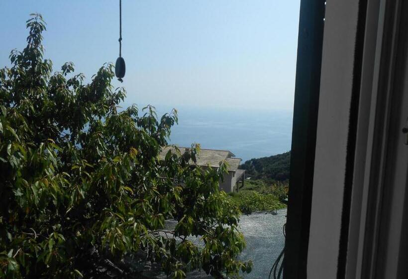 Номер Стандарт Вид на Море, La Foce Del Prato