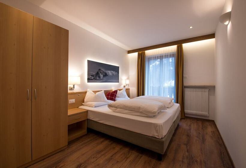 شقة غرفة نوم واحدة مزودة بشُرفة, B&b La Tambra   Central With Restaurant