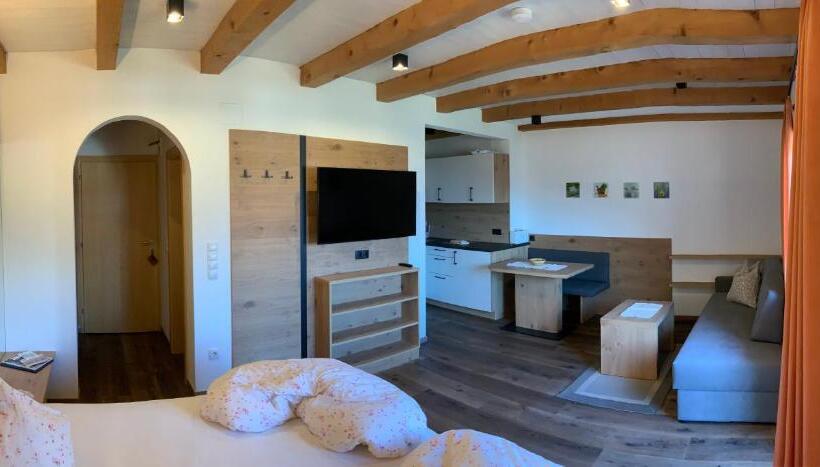 标准工作室, Garni & Residence Sonngart