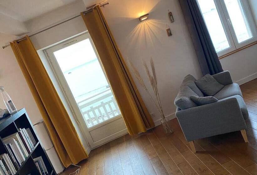 オーシャンビューバルコニー付きワンベッドルームアパートメント, Le Château De Sable