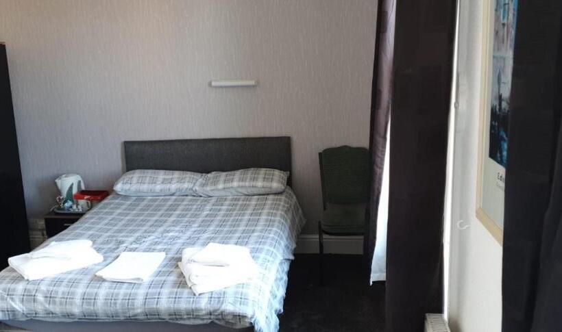 חדר אקונומי, The Lodge Guest Accommodation