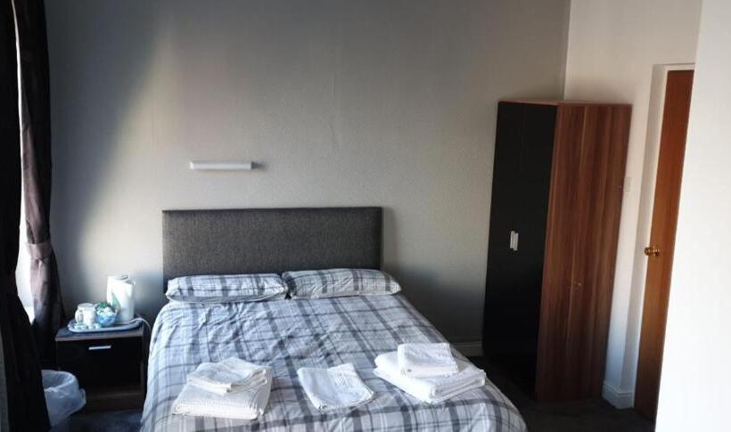 经济房, The Lodge Guest Accommodation