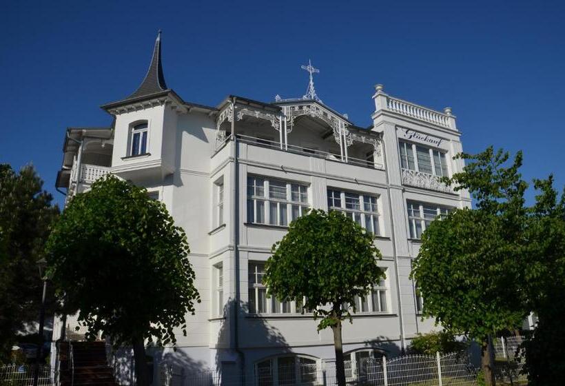 스탠다드 스튜디오, Strandvilla Glückauf