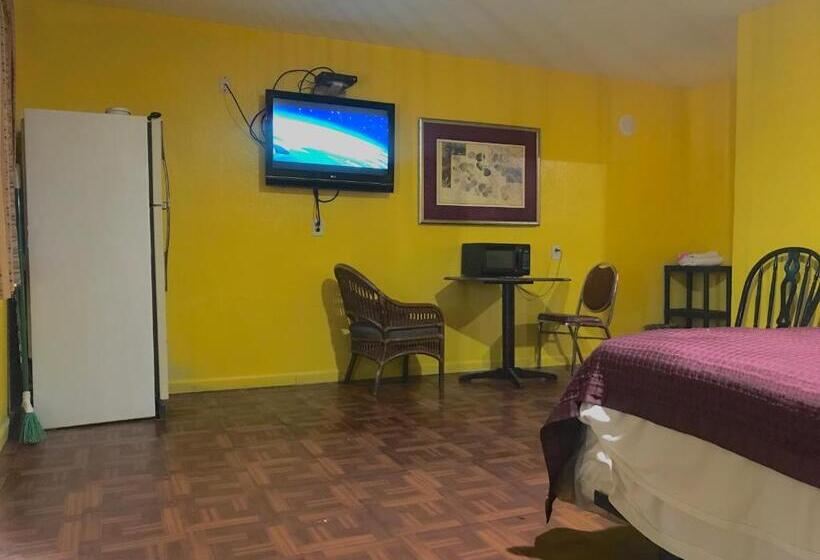 Deluxe Kamer, Commodore Motel