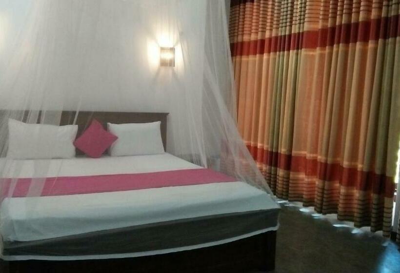 חדר סטנדרט עם מרפסת, Sunworld Villa