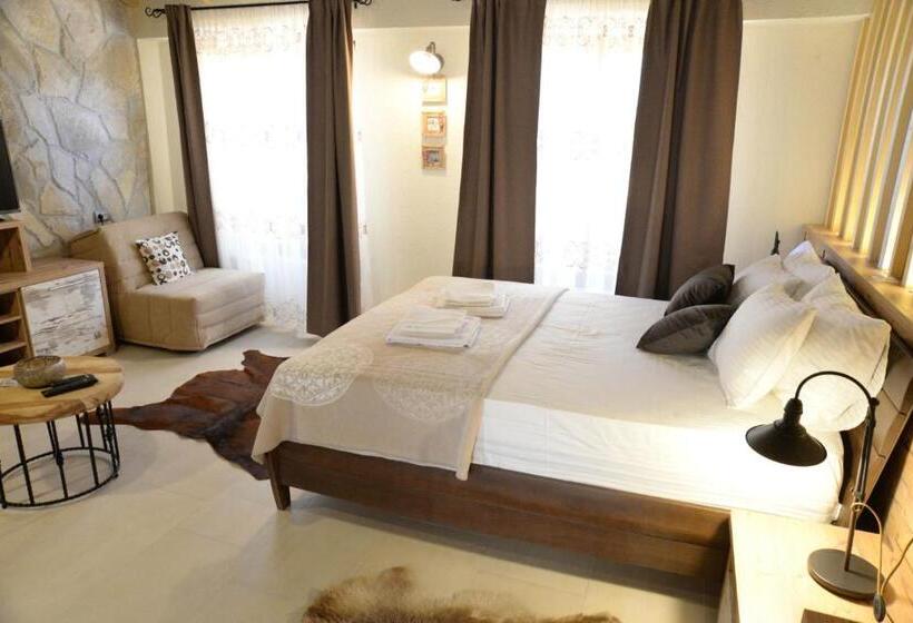 اتاق لوکس, Stara Hercegovina