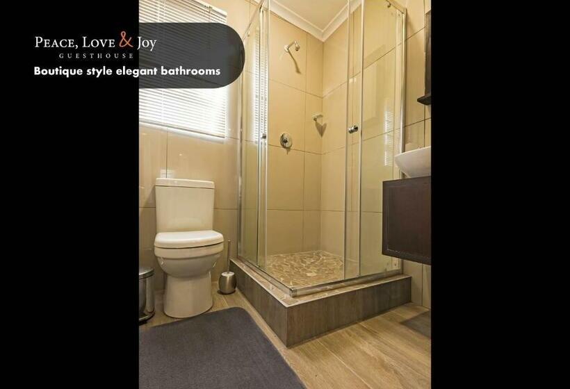غرفة ديلوكس, Peace Love And Joy Self Catering Units