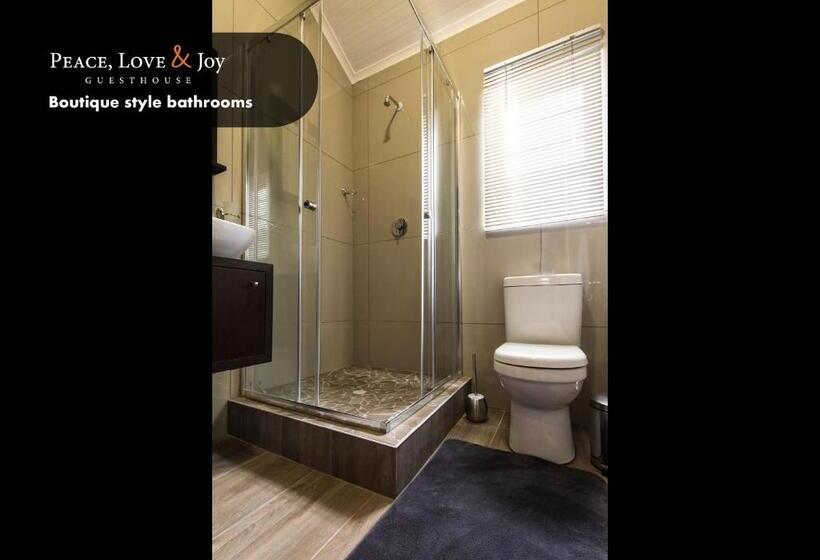 غرفة قياسية, Peace Love And Joy Self Catering Units