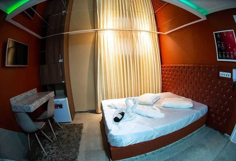 스위트, Motel Paradiso Carazinho   Adults Only