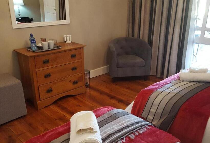 디럭스 룸, Bellevue Manor Guest House