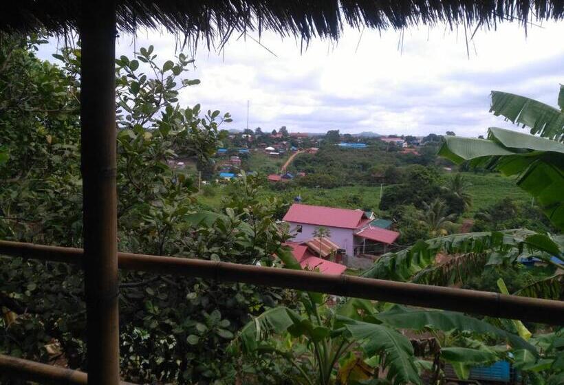 标准间, Tree Lodge Banlung