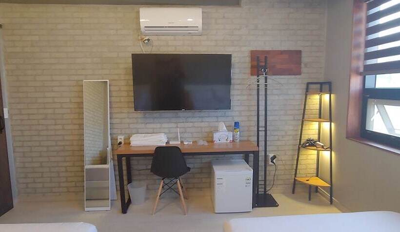 Quarto Familiar, White Windmill Guesthouse