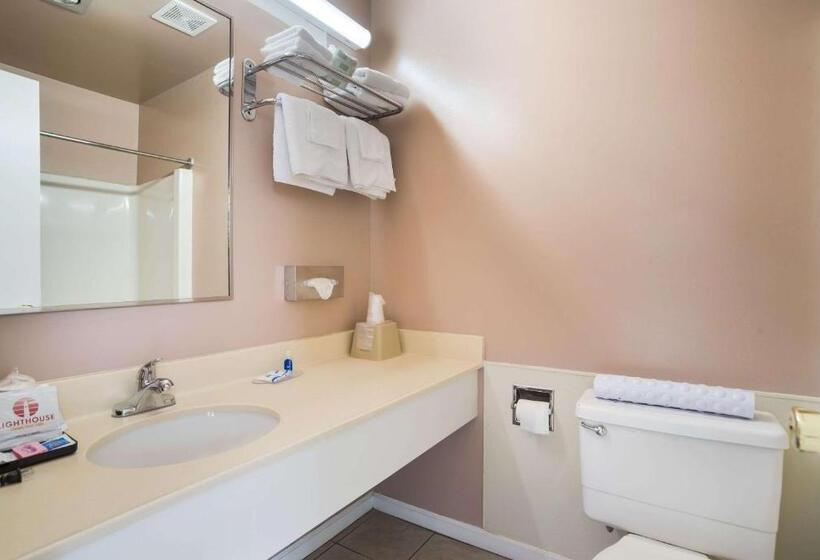 스탠다드 룸 킹사이즈 침대, Rodeway Inn At Somers Cove Marina