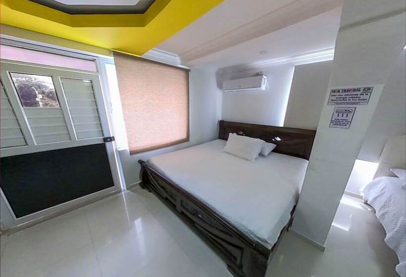 家庭间, Apartamentos Isla Tropical