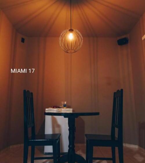 침실 1개 아파트, Champagne Motel