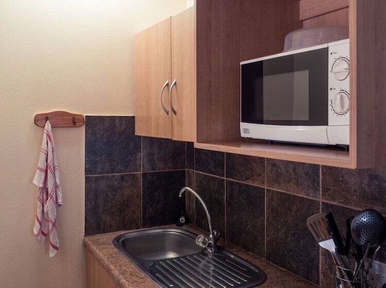 בקתת חדר, Hartbeespoort Holiday Resort