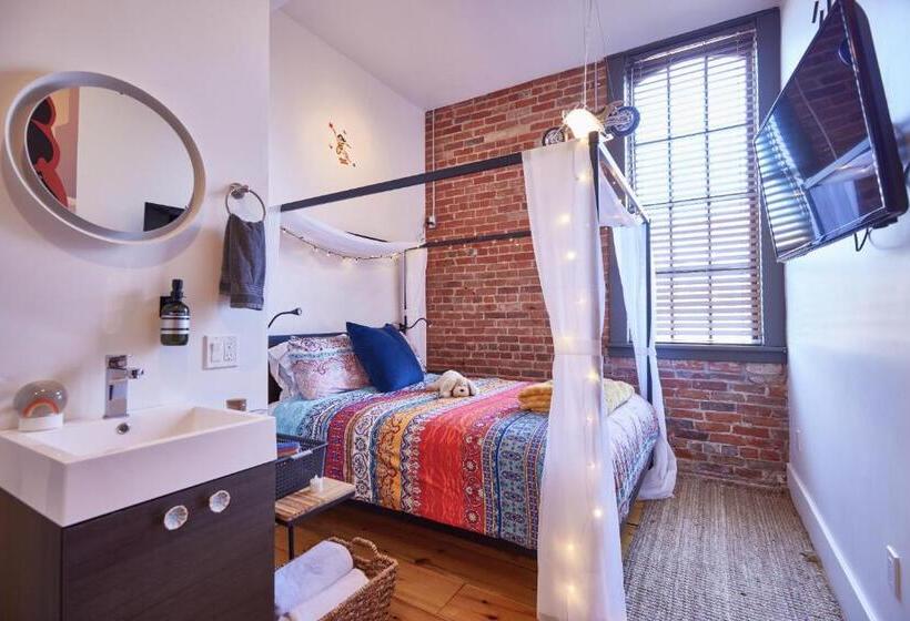 スタンダード４人部屋, Edison S Inn And The Perth County Inn   2 Beautiful Boutique Inns On The Same Block