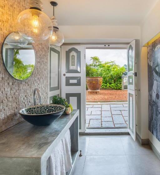 Стандартный Номер Кровать Кинг, 55tg Boutique Suites