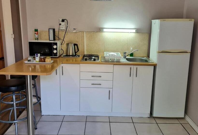 Семейный Номер, 10 Windell Self Catering Accommodation