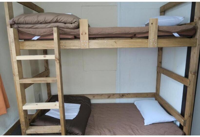 4인용 스탠다드 룸, Takamatsu Guest House Bj Station