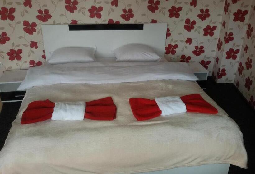 اتاق استاندارد, Guest House Tedi
