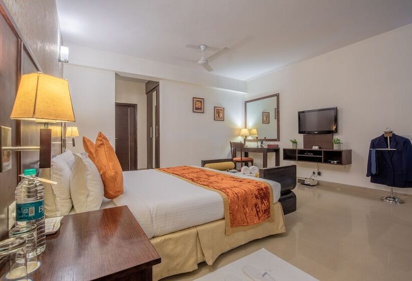 Апартаменты Deluxe 1 Спальня, Rosewood Apartment Hotel   Pantnagar