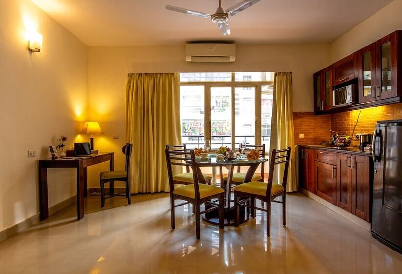 Апартаменты 1 Спальня, Rosewood Apartment Hotel   Pantnagar