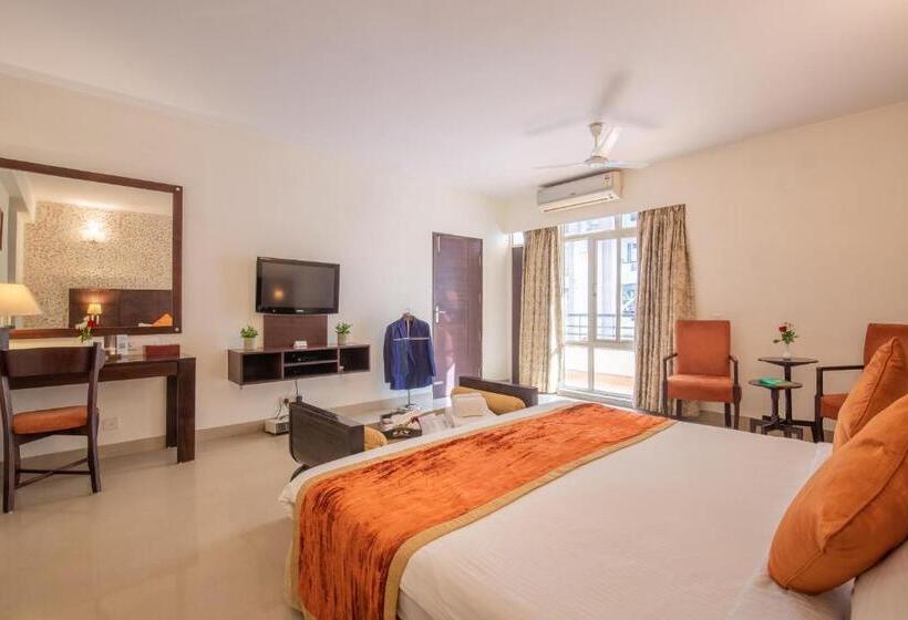 Люкс, Rosewood Apartment Hotel   Pantnagar