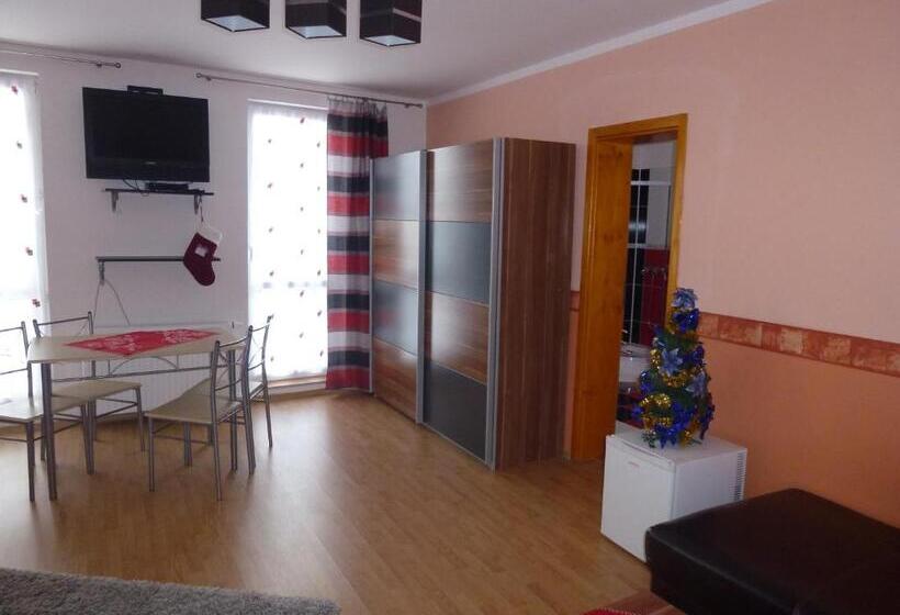 Четырехместный Номер Стандарт, Penzion Zelený Dvor