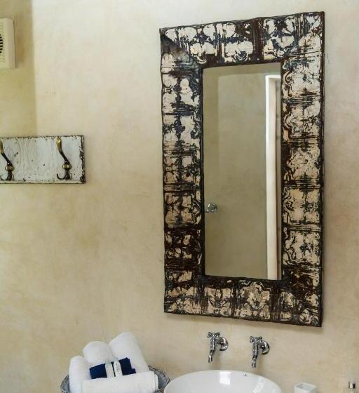 اتاق استاندارد, Mirabel Guesthouse