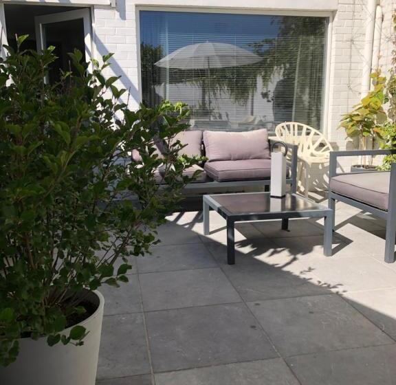 דירת חדר עם טרסה, Guesthouse Poppies