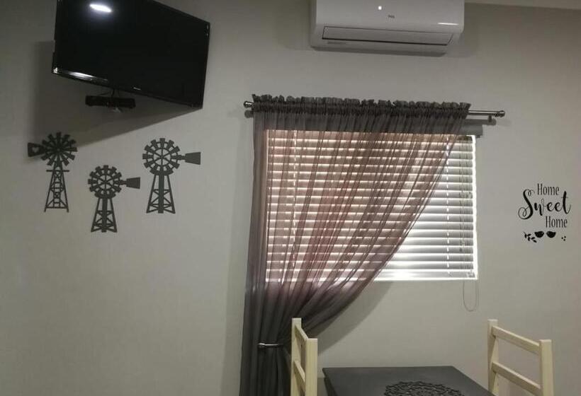Номер Economy, Kalahari Rus