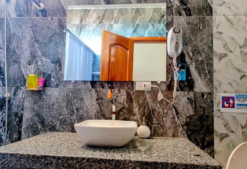 Семейный Номер, Patty House Galapagos
