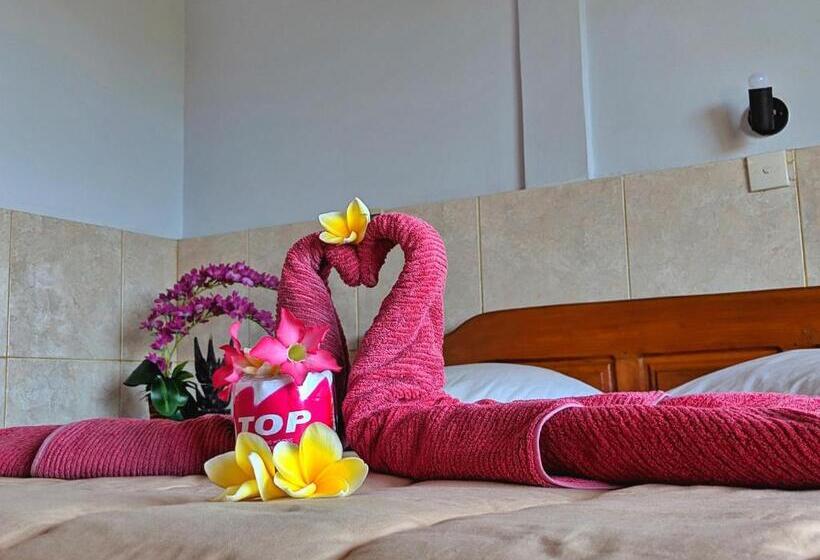 Номер Deluxe, Serangan Inn Ii
