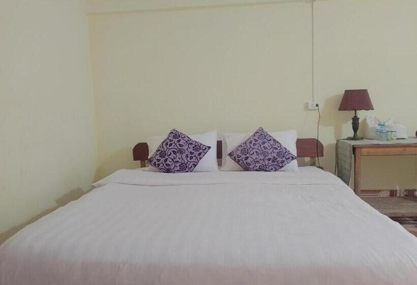 Номер Стандарт с Балконом, Meexai Guesthouse
