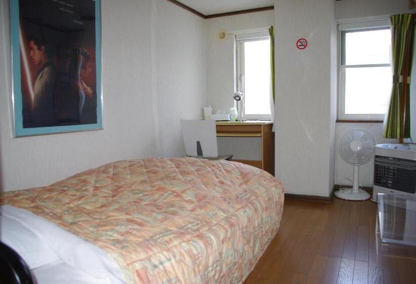 غرفة قياسية فردية حمام مشترك, P Dash Garden Backpackers