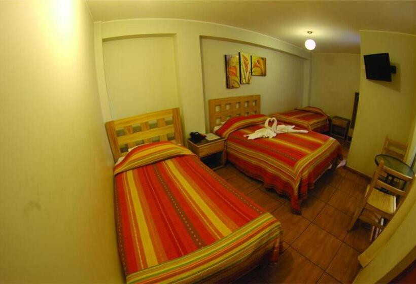 Трехместный Номер Классика, Takora Inn