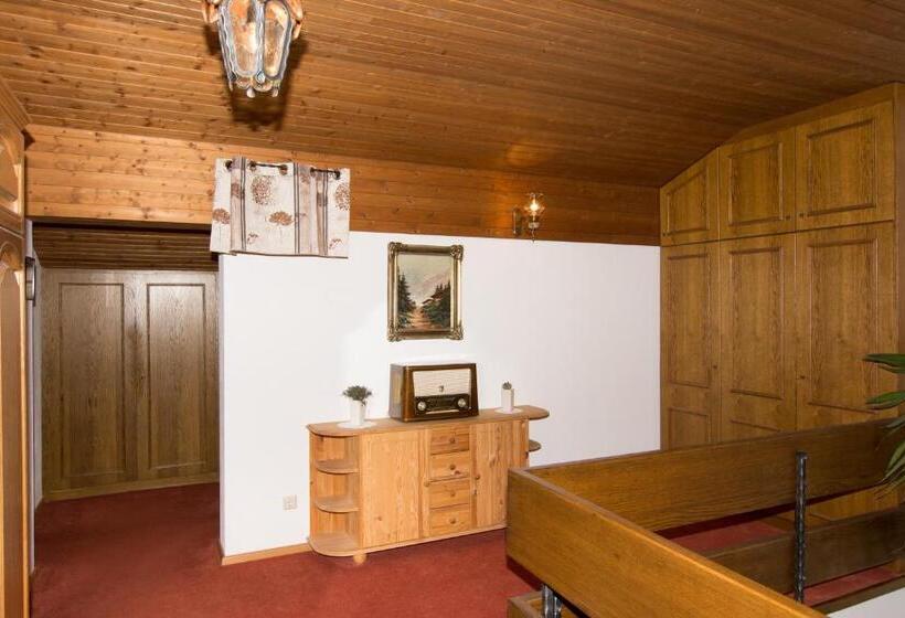 1 Bedroom Apartment Lake View, Pension Paßler