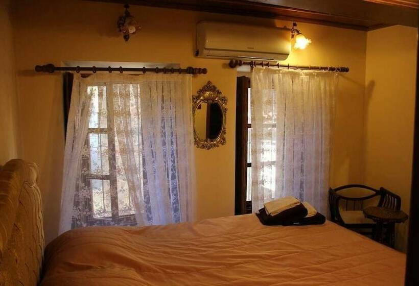 Номер Стандарт, Papazın Konağı Pansiyon
