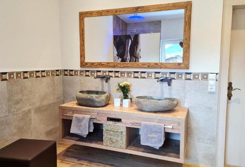 Апартаменты 2 Спальни, Appartementhotel Zugspitzhof