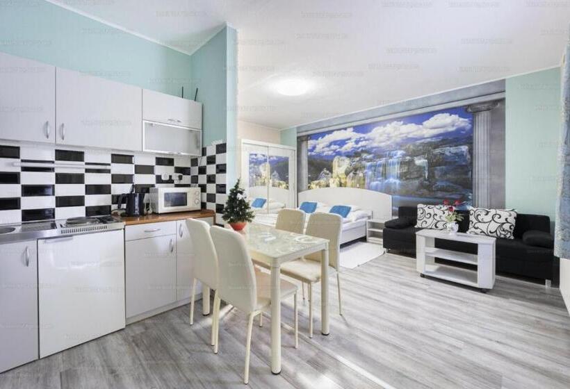 Studio Standard, Kék Lagúna Wellness Apartmanok