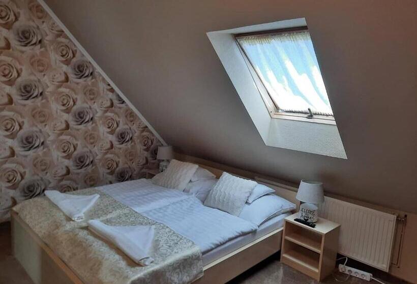 Chambre Standard, Kék Lagúna Wellness Apartmanok