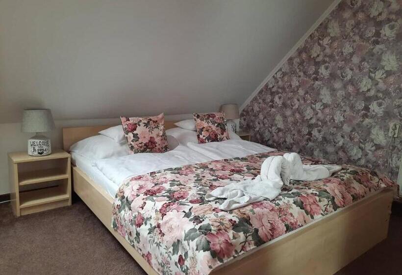 Chambre Standard, Kék Lagúna Wellness Apartmanok
