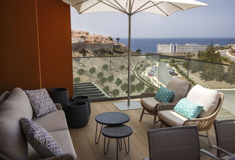3 Bedroom Premium Apartment, Arguineguin Park by Servatur