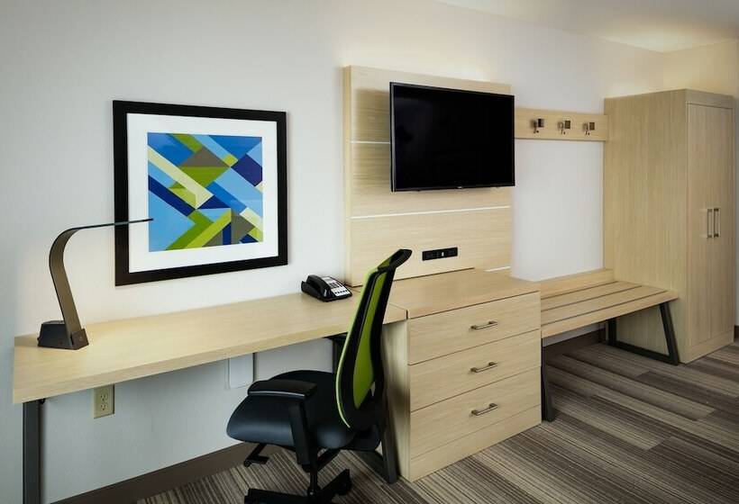 适合残疾人使用的标准间, Holiday Inn Express & Suites   Medford, An Ihg