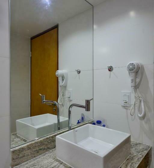 Studio Standard, Littoral Gold Flat