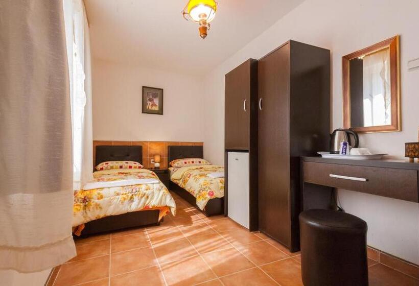 اتاق استاندارد, Rooms Molabeciri