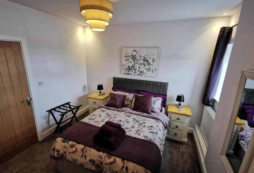 Стандартный Номер Кровать Кинг, Saracens House