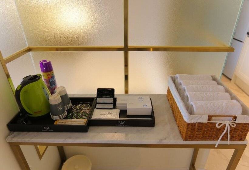 سوئیت رویال, Suncheon Hotel Gite
